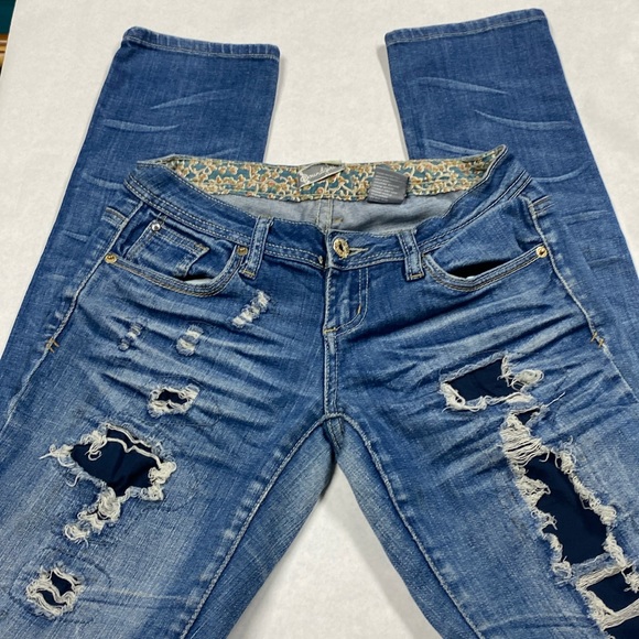 Women’s Soundgirl Jeans patched distressed ripped skinny cool worn in juniors 1 - Picture 1 of 4